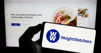 Diät und Teetime – Mit Weight Watchers punktefreundlich genießen (Foto: AdobeStock - 584194493 Timon)